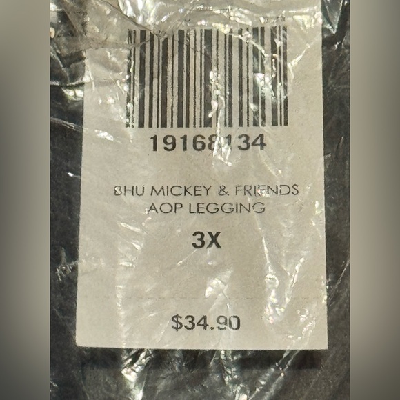 NWT Her Universe Disney Mickey And Friends AOP leggings 2x/5X - Picture 8 of 14
